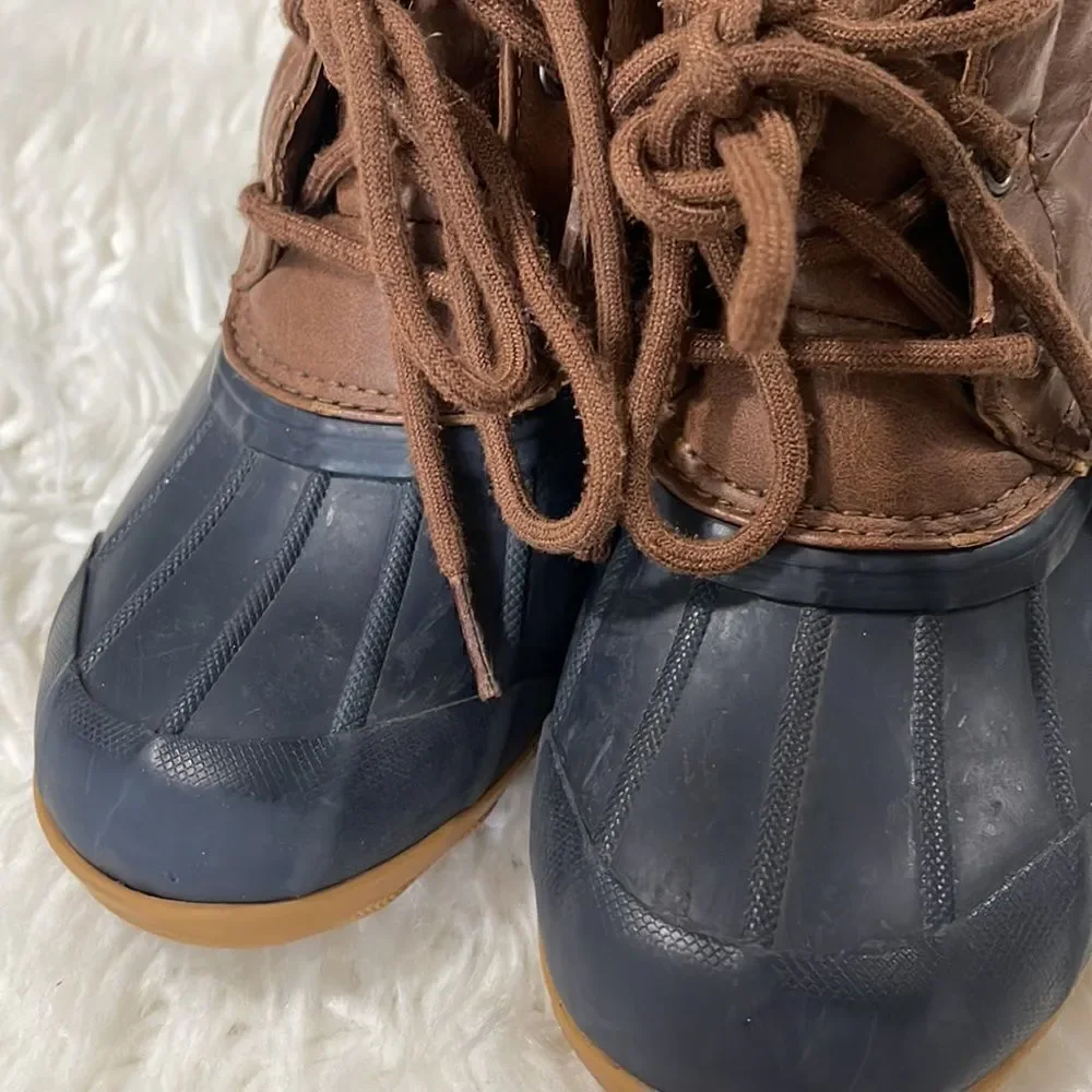 SPERRY WINTER BOOTS SIZE 2M